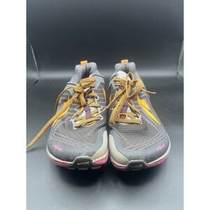 Altra Timp 1.5 Women's Size 8.5 Trail Running Shoes Dark Gray Fuchsia Foot Shape